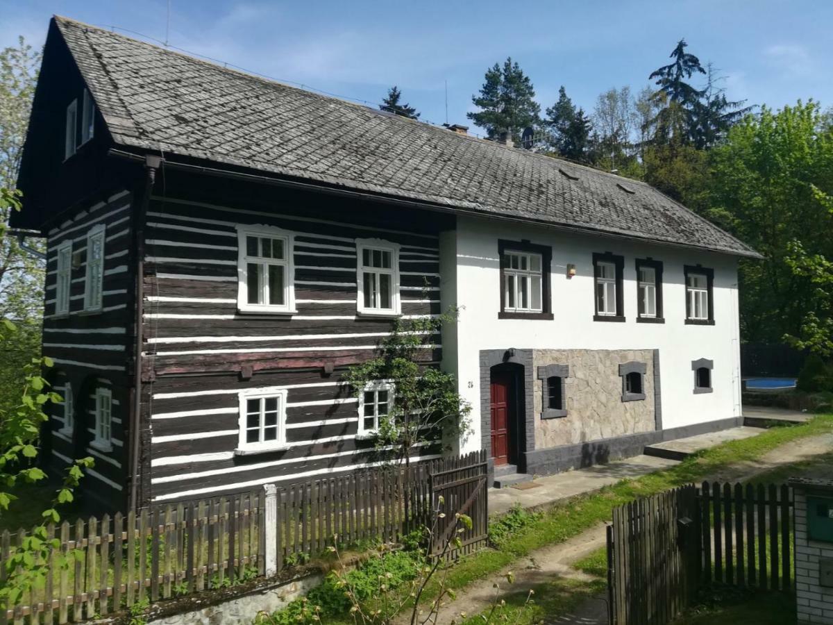 Roubenka Nad Rekou Villa Noviny pod Ralskem Exterior photo